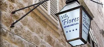 Otel Flores - *